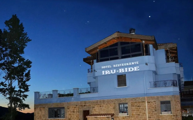 Hotel Iru-Bide