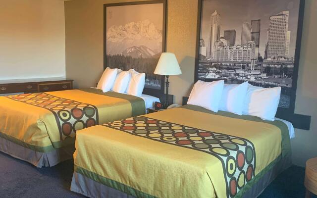 Sutton Suites Hotel