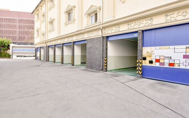 hotelImage