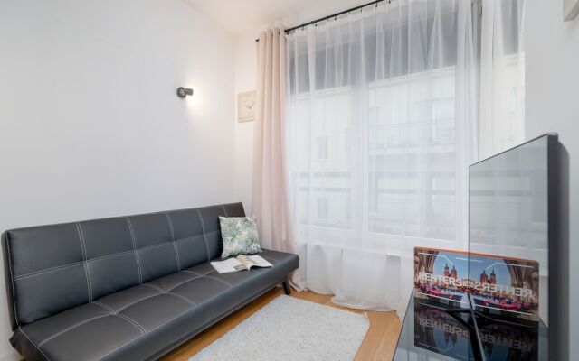 Cozy Apartment in Krakow for 3