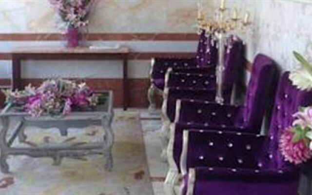 Al Borj Al Aseel Hotel
