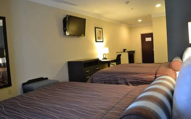 Red River Inn And Suites