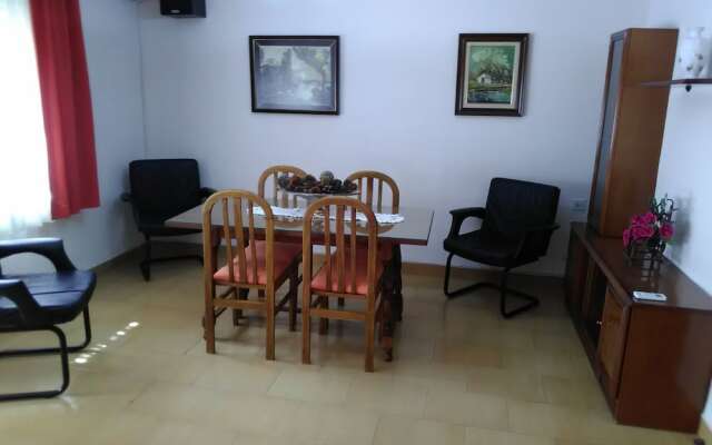 Excelente Piso a 5 minutos del Casco Histórico