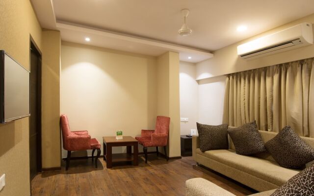 Treebo Tryst KC Manor