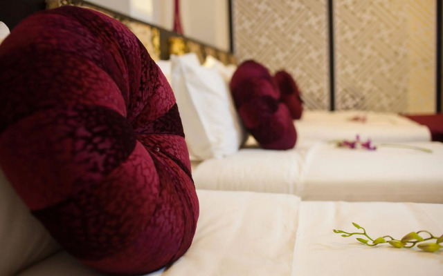Serenity Diamond Hotel