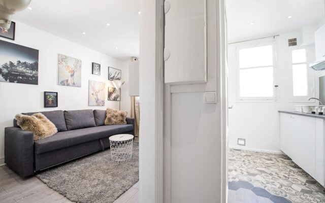 Beauty studio for 2 people in Paris
