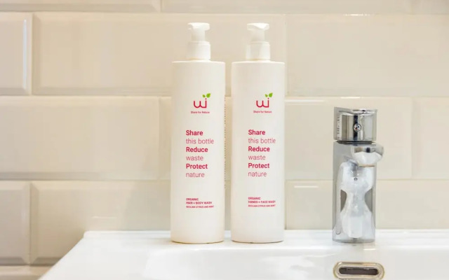 Green Tea Flat at Piazza Carit by Wonderful Italy