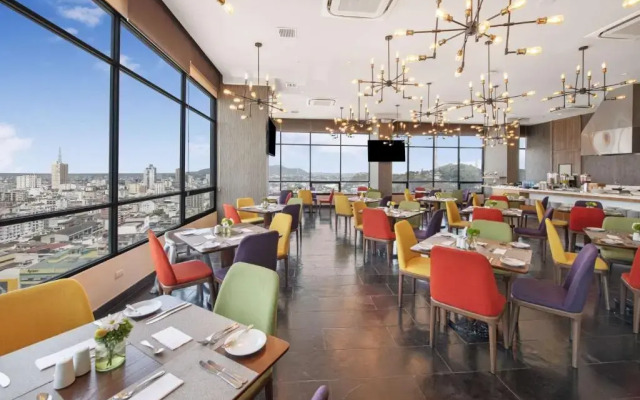 Doubletree By Hilton Guayaquil