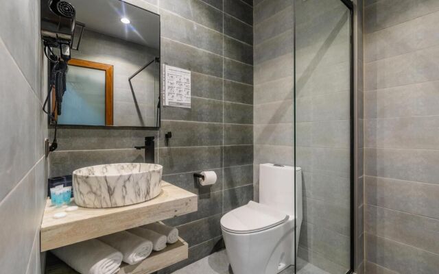 Magnetic Resort Ureki