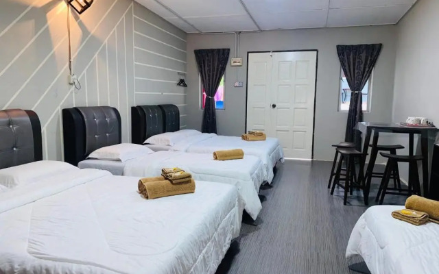 Julies Hostel Taman Negara