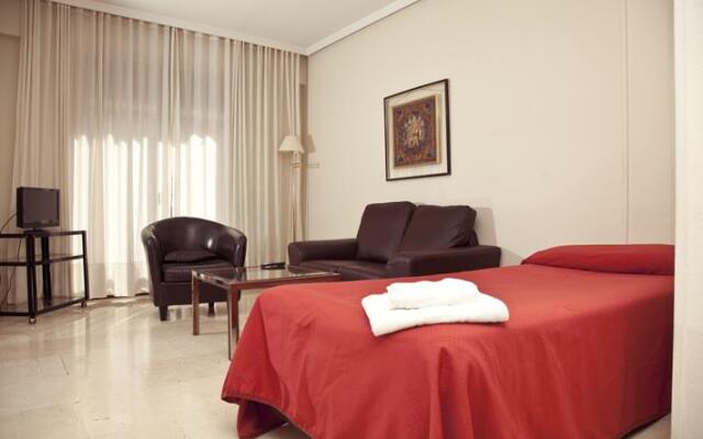 Apartamentos Olano C.B.