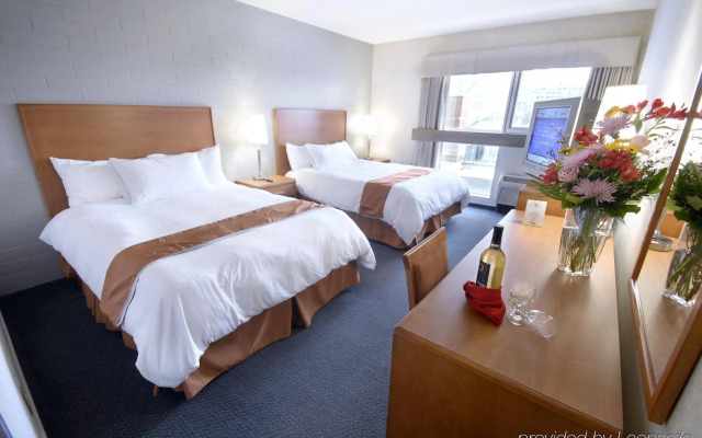 Norwood Hotel