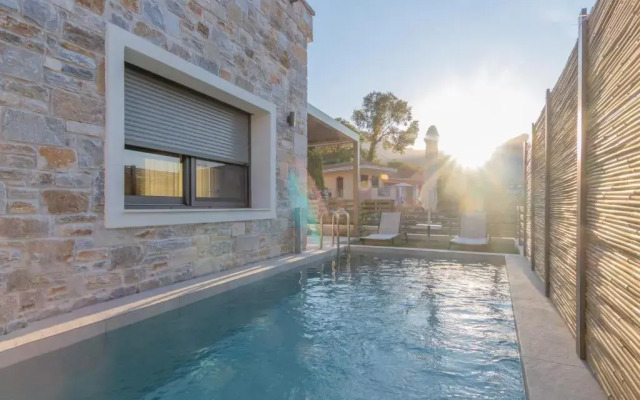 Ntinas Filoxenia Hotel & Spa