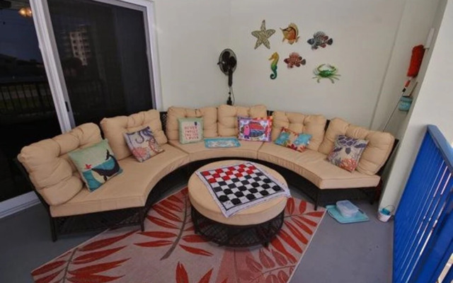 Oceanwalk 18-306 Apartment 2