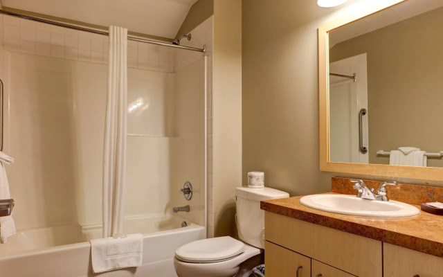 Vedder River Inn