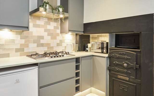 Host Stay Kittiwake House