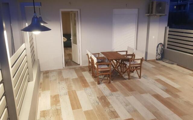 Ares Suites