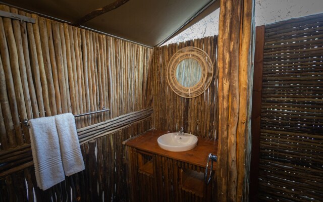 Boteti Tented Safari Lodge