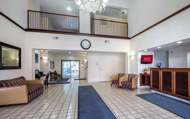 Spark by Hilton St. Robert Fort Leonard Wood