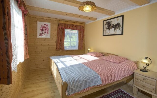 Das Altsteirische BIO-Landhaus - La Maison de Pronegg