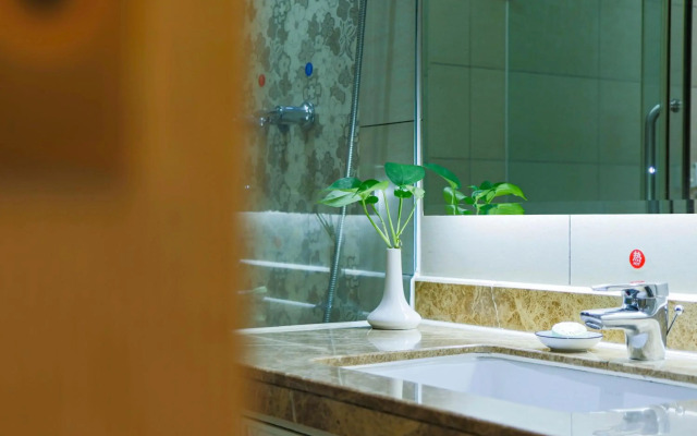 Sanya Luhuitou Guesthouse & Resort