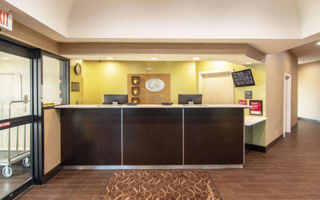 Comfort Suites NW Dallas Near Love Field