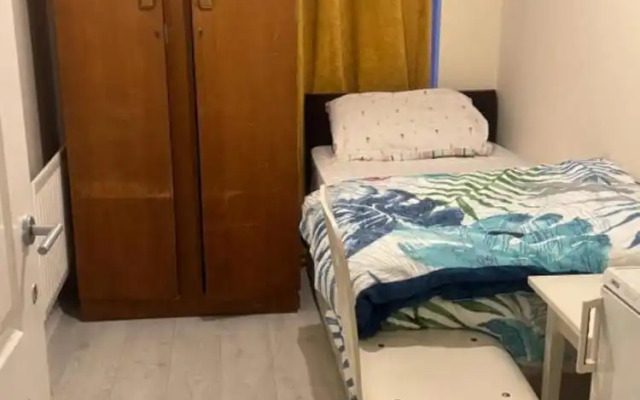 Komegloba Mega room