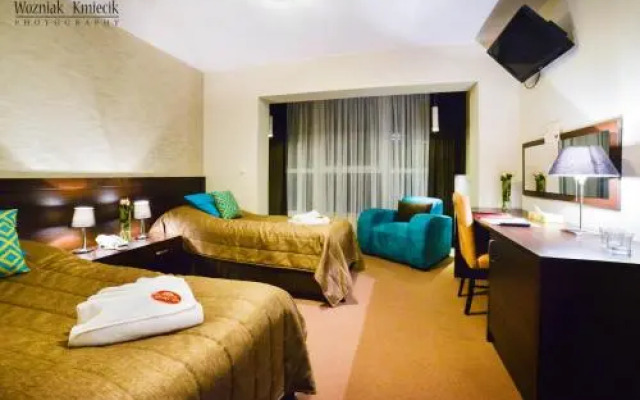 Hotel i Restauracja Złoty Las