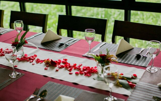 E-Outfitting Doikham Resort