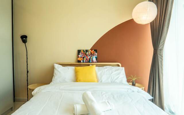 Datum Jelatek Residence by Airhost