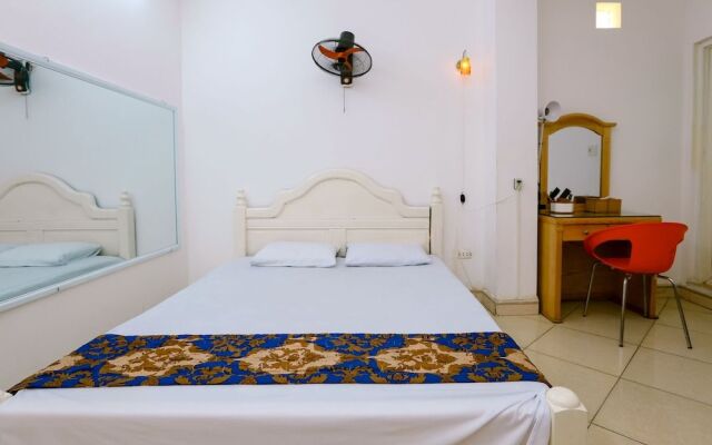 OYO 1114 Lucky Hotel