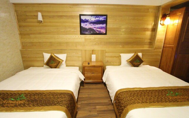 Himalaya Hostel & Room