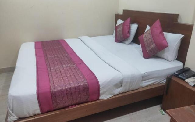 Hotel Royal Residency Dx