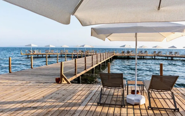 Marisstone Hotel Villa
