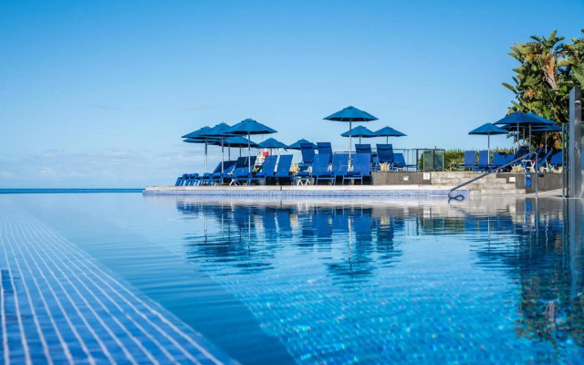 Marina Suites