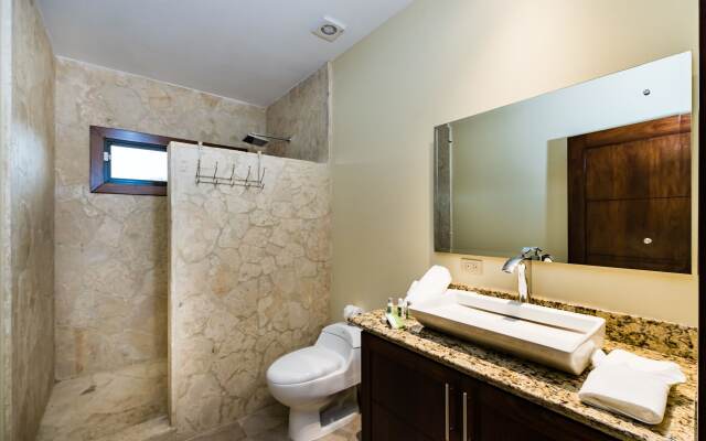Luxury Vacation Rentals At Hacienda Pinilla