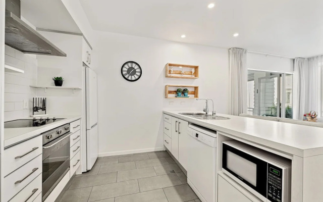 209 Paihia Waterfront Suites