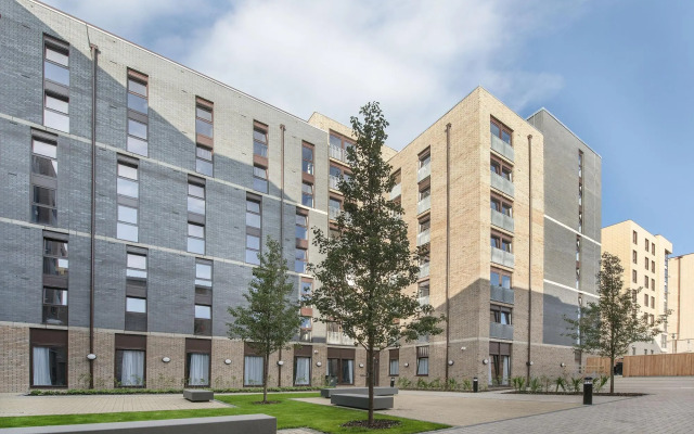 Yugo Explore - Arran House