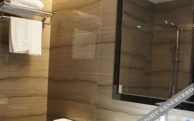 Xibei Shangshu Hotel (Baoshan Railway Station)