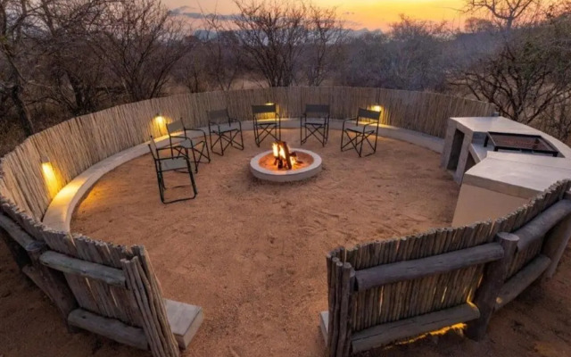 Villa in Hoedspruit With a Jacuzzi