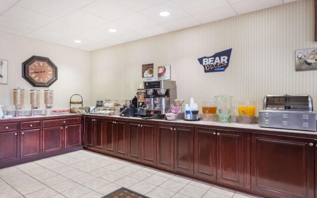 Wingate by Wyndham Savannah Gateway