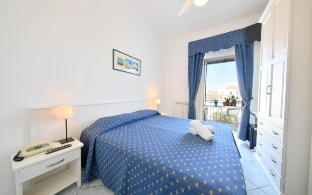 Hotel Noris