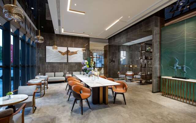Ramada by Wyndham Luoyang Downtown