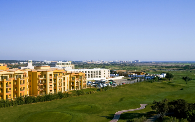 The Residences at Victoria	