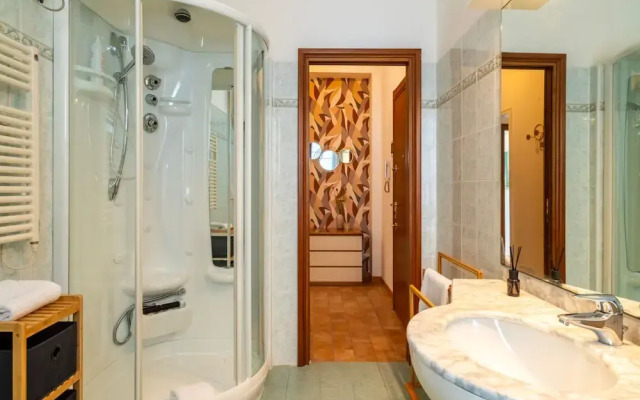 Autumn Apartment by Wonderful Italy