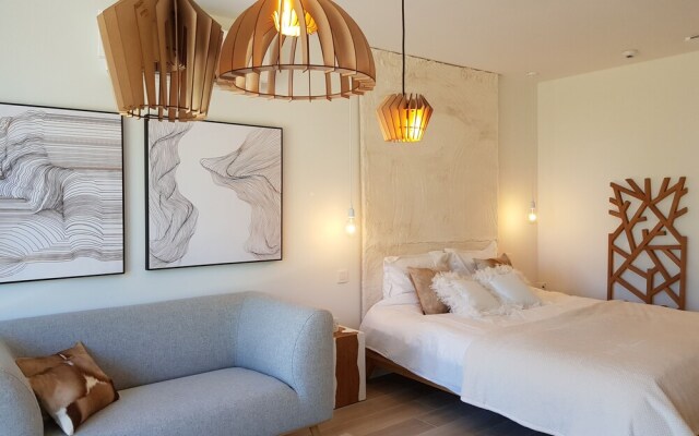 akemi b&b