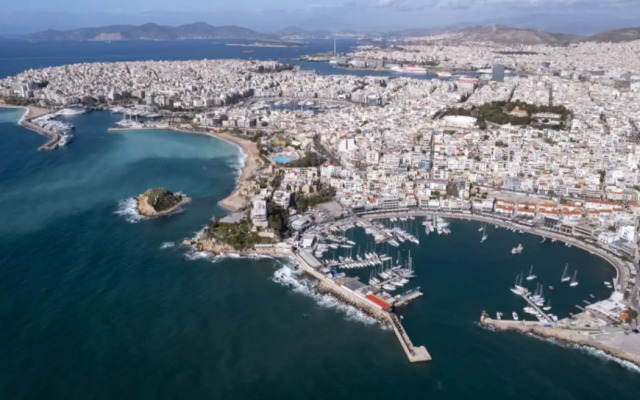 Mitsis N'U Piraeus Port