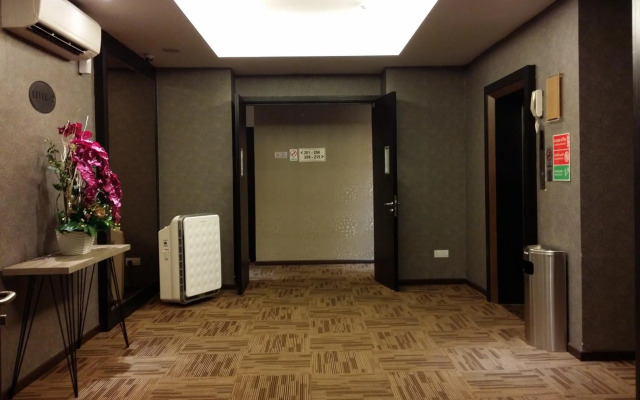 D Elegance Hotel