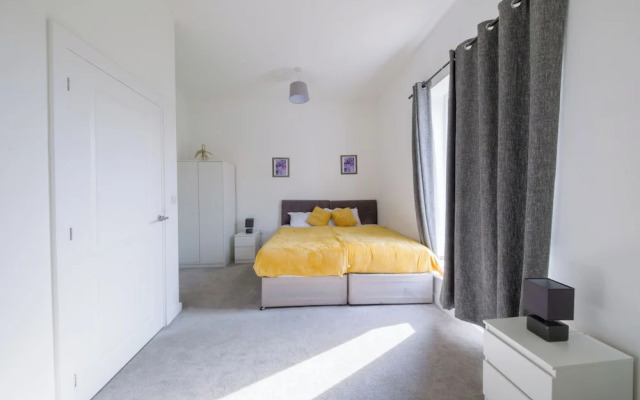 2 Bedroom in Birmingham by Stayfolk