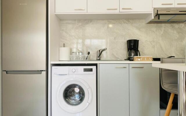 Pink Flamingo 1-BR apartment in Larnaca